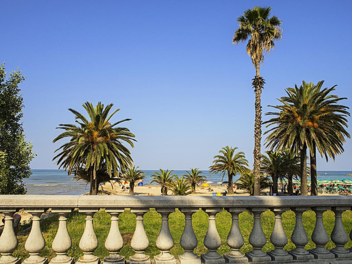 سان بنيديتّو ديل ترونتو B&B Incanto Sotto Il Mare المظهر الخارجي الصورة